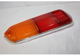 CABOCHON DE FEU ARRIERE DROIT SEIMA 617...RENAULT R16 1er modèle