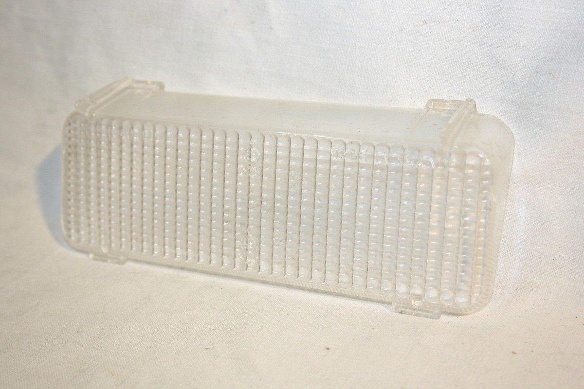 CABOCHON AV DROIT CIBIE 4076 D NEUF...RENAULT R6 BERLINE L TL 1968-...