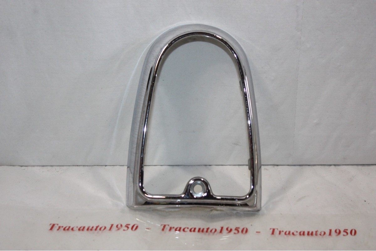 ENTOURAGE CHROME DE FEU AR/GAUCHE DE TRAPPE D'ESSENCE...PEUGEOT 40...