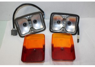 PAIRE DE FEU ARRIERE D / G YORKA 08850...PEUGEOT 404 CITROEN MEHARI