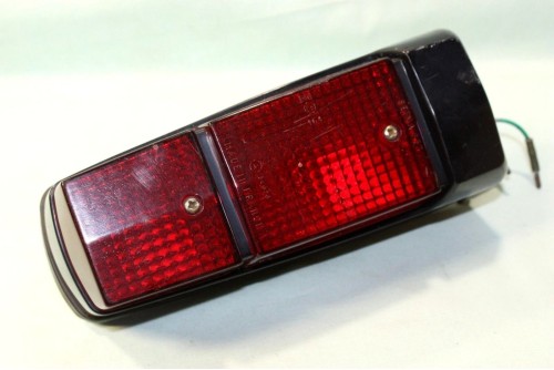 FEU AR GAUCHE SEIMA 637...CITROEN ID DS BERLINE aprés 1970 - Tracau...