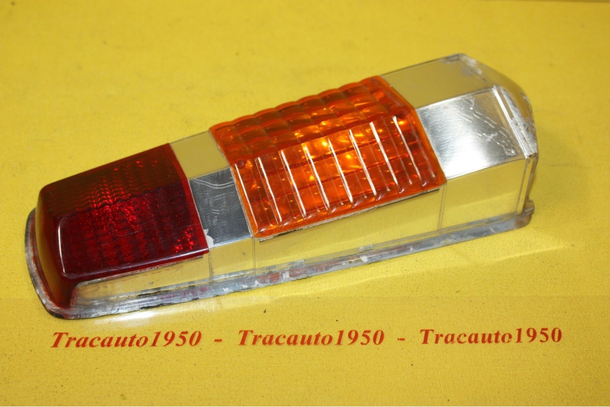 CABOCHON DE FEU ARRIERE D/G AXO 1319...CITROEN ID DS PALLAS 1966/75