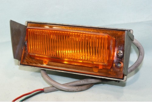 FEU AV D/G CLIGNOTANT ALTISSIMO 202060...FORD ESCORT CAPRI CORTINA....