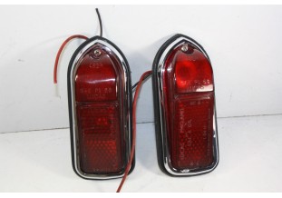 PAIRE DE FEUX D'AILES ARRIERE D / G LUCAS L824...JAGUAR TYPE E USA