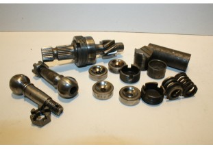 LOT DE PIECES DIVERS DE DIRECTION A CREMAILLERE...CITROEN 2CV et DE...