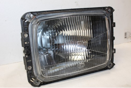 PHARE DROIT HELLA 904.120721...UTILITAIRES MERCEDES-BENZ TYPE TN/T1...