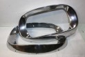 PAIRE DE CERCLAGES OU ENTOURAGES DE PHARES...CITROEN AMI 6 BERLINE ...