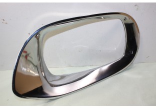 CERCLAGE DE PHARE COTE GAUCHE...CITROEN AMI 8 AMI SUPER voir descriptif