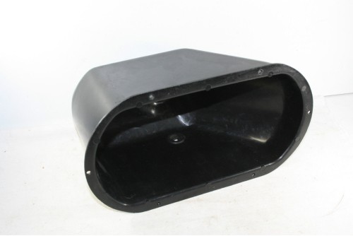 CUVELAGE PLASTIQUE DE PHARE AVD OU AVG??...RENAULT R12 - Tracauto1950