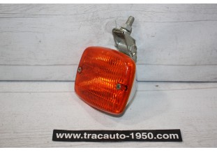 FEU DE RECUL HELLA 5768...AUTOS ANCIENNES DIVERS