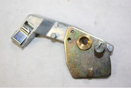 BRAS DE CARBURATEUR...AUTOS DIVERS ANCIENNES / COLLECTIONS