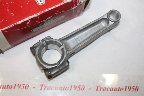 BIELLE POUR MOTEUR BRIGGS et STATON 299430...HUSQVARNA CRT50 BRIGGS STRATTON