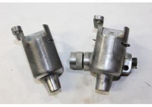 LOT DE 2 CORPS DE MECANISME D'ESSUIE-GLACE DE COMPTEUR DE VITESSE ROND...CITROEN 2CV AZ 1954/61