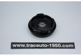 CENTRE DE VOLANT QUILLERY D/72mm...PEUGEOT 204 304 404