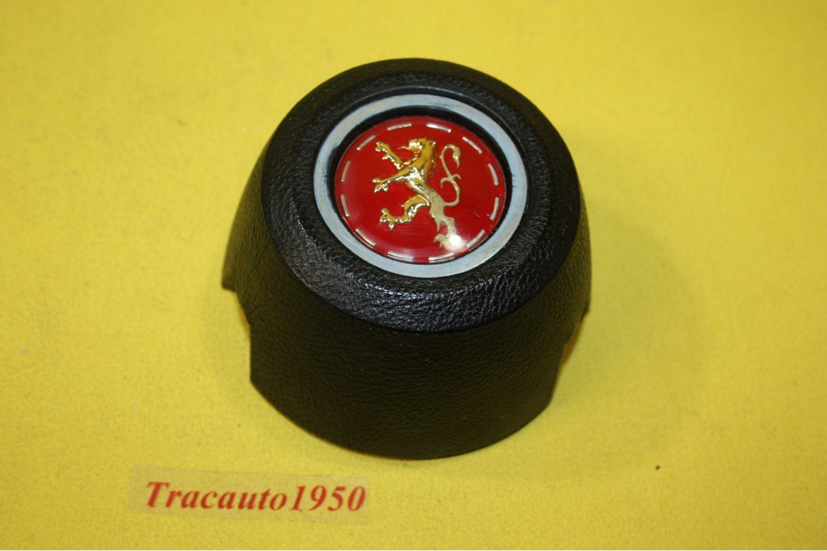 CENTRE DE VOLANT QUILLERY...PEUGEOT 204 304 COUPE CABRIOLET