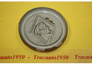 CENTRE DE VOLANT QUILLERY D/82,5mm...RENAULT FREGATE DOMAINE