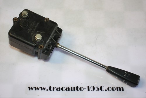 COMMODO D'ECLAIRAGE/KLAXON AVCOD JAEGER 300020/01 9 POLES...RENAULT R6 L TL
