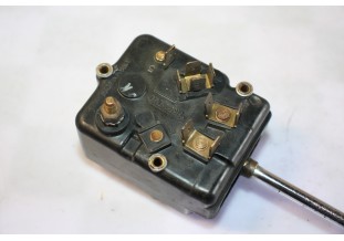 COMMODO D'ECLAIRAGE/KLAXON AVCOD JAEGER 300020/01 9 POLES...RENAULT R6 L TL