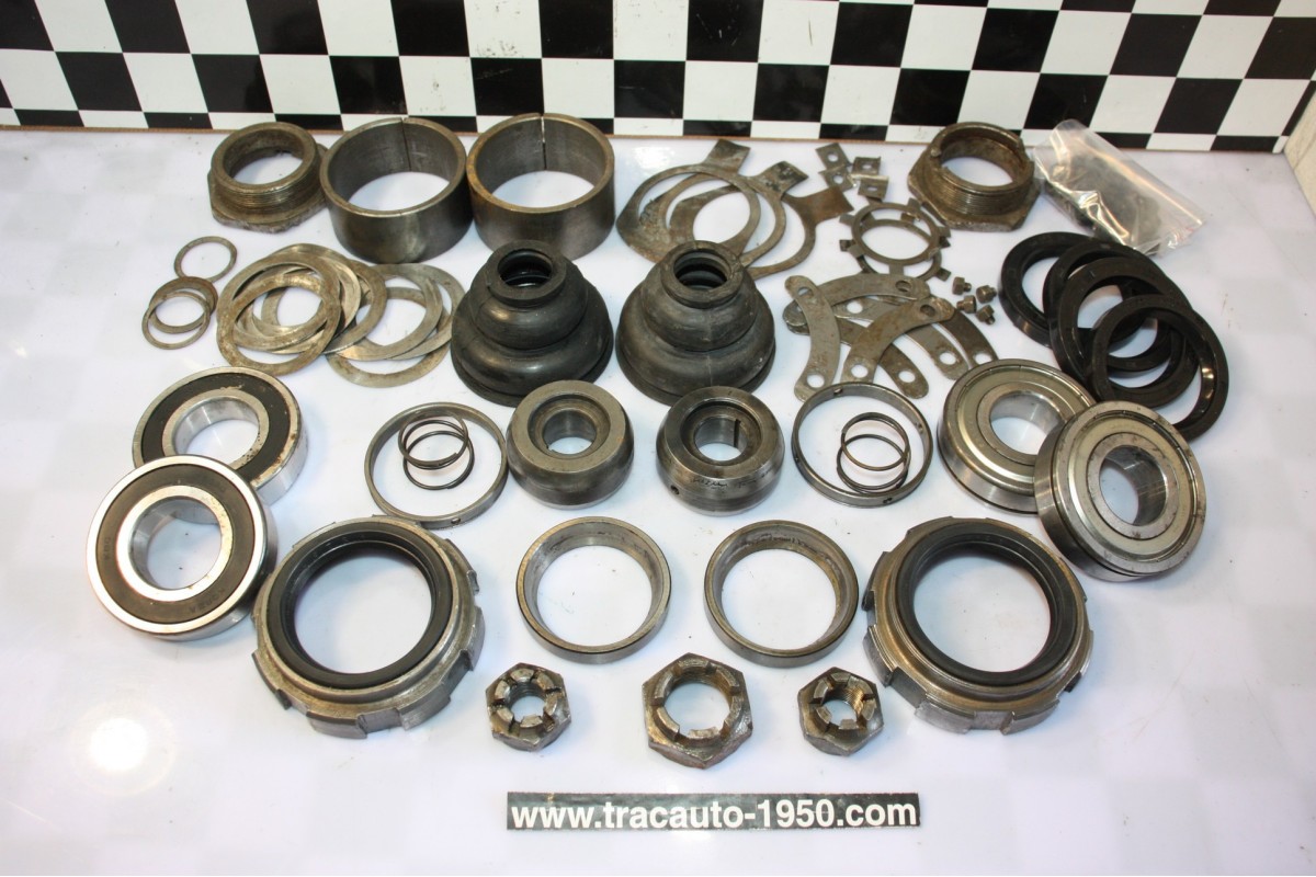 LOT DE PIECES DE PIVOT SUPERIEUR D'ESSIEU AVANT...CITROEN TRACTION 11CV