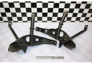 PAIRE DE SUPPORTS DE PARE CHOC ARRIERE...CITROEN ID DS