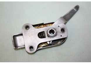 SERRURE POIGNEE INTERIEURE DE PORTE  AV/AR CITROEN A 861-7a...CITROEN 2CV AZ AZU