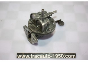 POMPE A ESSENCE GUIOT TYPE V AVEC LEVIER D'AMORCAGE...CITROEN 2CV avant 02/1970