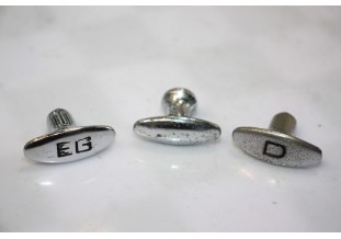 JEU DE 3 BOUTONS DE TIRETTES DE TABLEAU DE BORD...CITROEN TRACTION 11CV 15/6
