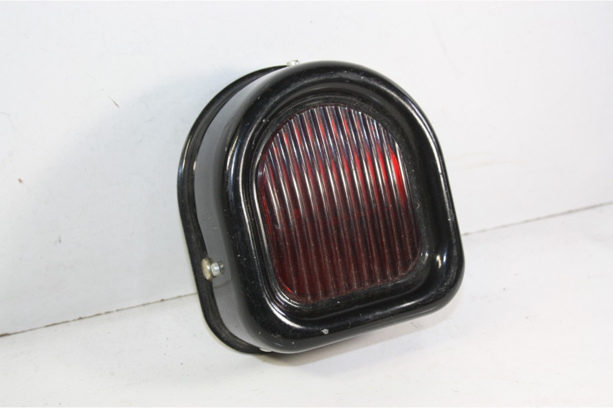 FEU ARRIERE FRANKANI...PEUGEOT 203 403 DB4 PICK UP