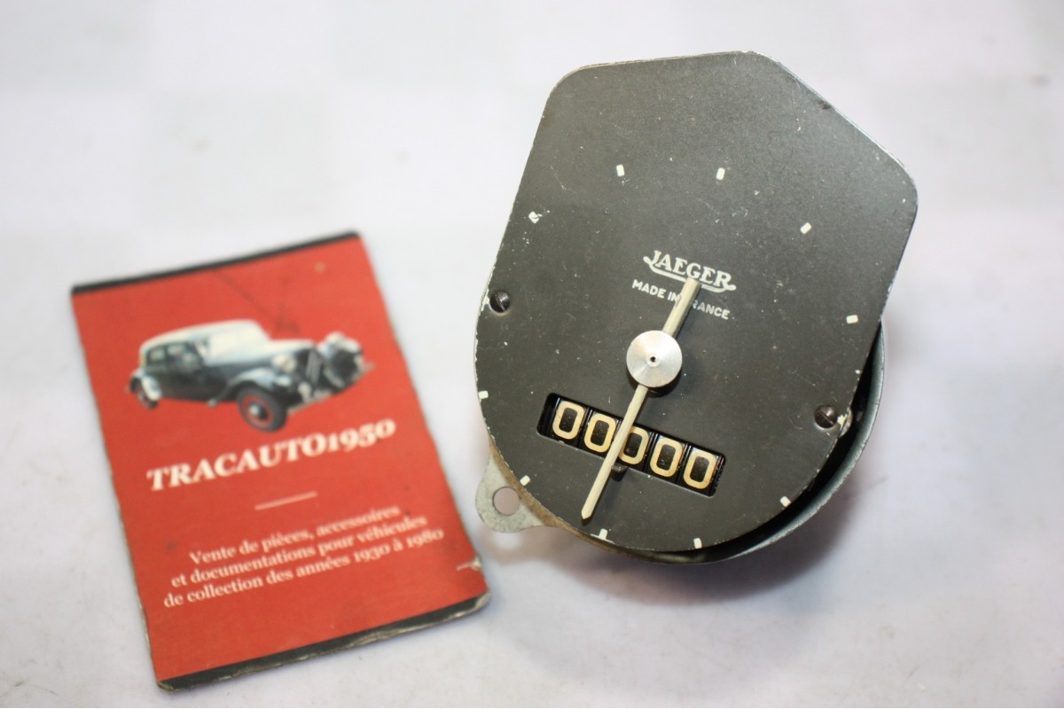 COMPTEUR DE VITESSE ET KM JAEGER MOGAC 120km/h...RENAULT 4CV 1956/61