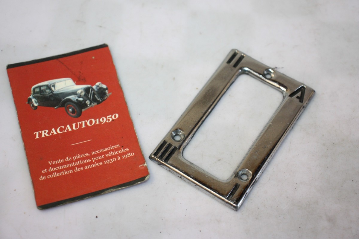 PLAQUE D'INDICATION DES VITESSES SUR TABLEAU DE BORD...CITROEN TRACTION 11CV