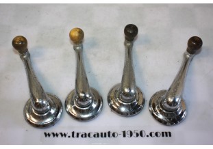 JEU DE 4 MANIVELLES LEVES GLACES DE PORTES + EMBASES...CITROEN TRACTION 11CV 15/6
