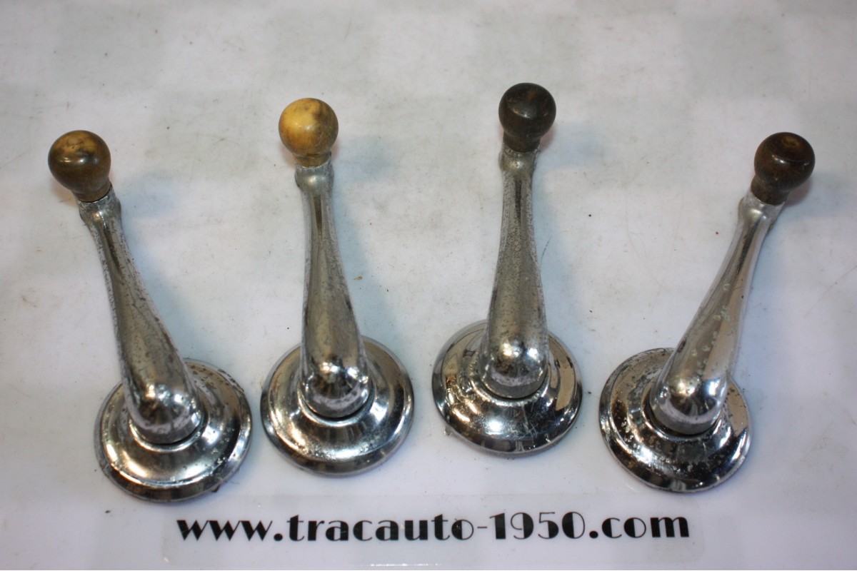 JEU DE 4 MANIVELLES LEVES GLACES DE PORTES + EMBASES...CITROEN TRACTION 11CV 15/6