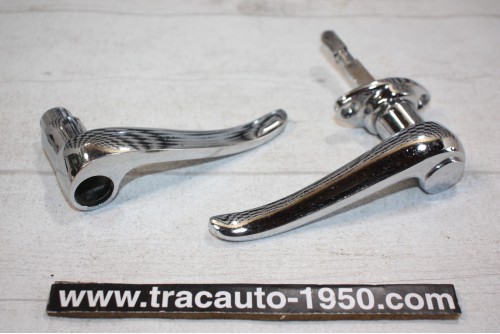 UN JEU DE 2 POIGNEES EXTERIEURES DE PORTES AVANTS...CITROEN TRACTION 11CV 15/6