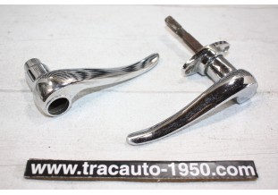 UN JEU DE 2 POIGNEES EXTERIEURES DE PORTES AVANTS...CITROEN TRACTION 11CV 15/6