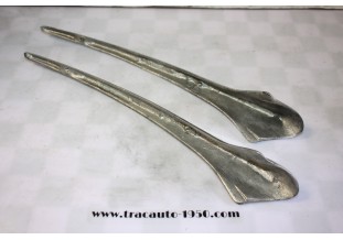 PAIRE D'ENOLIVEURS DE FEUX D'AILES AVANTS...CITROEN TRACTION 11CV 15/6