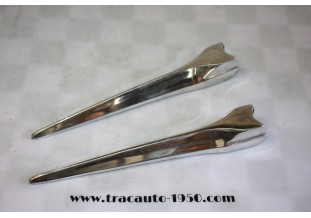 PAIRE D'ENJOLIVEURS DE CHARNIERES DE MALLE BOMBEE...CITROEN TRACTION 11CV 15/6 AP/1952