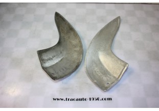 PAIRE D'ENJOLIVEURS ROBRI 233 D'AILES AVANTS D/G...CITROEN 2CV TS MODELES