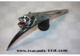 MASCOTTE OU EMBLEME DE CAPOT "LE LION"...PEUGEOT 203 TS MODELES