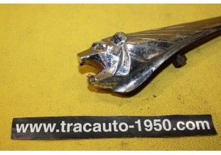 MASCOTTE OU EMBLEME DE CAPOT LE LION...PEUGEOT 302 402