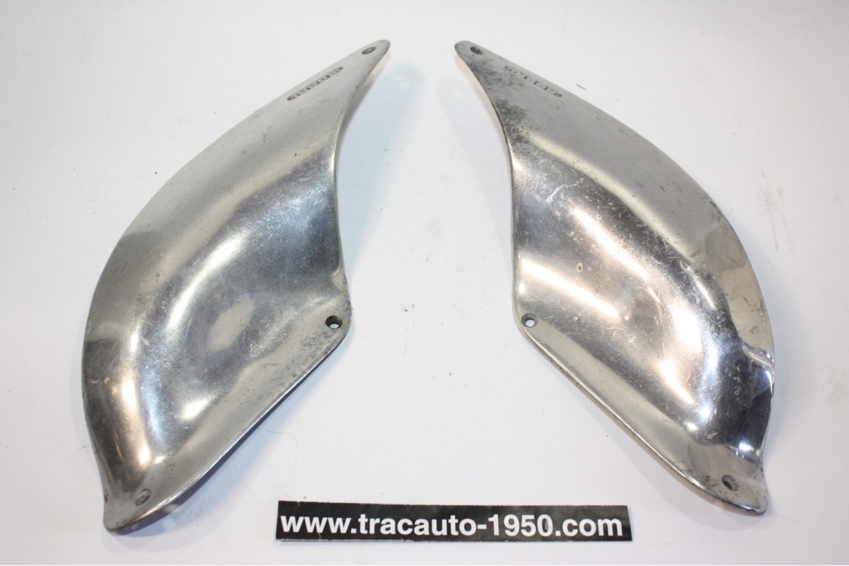 PAIRE D'ENJOLIVEURS DE SABOTS D'AILES ARRIERES D/G...CITROEN TRACTION 11CV FAMILIALE