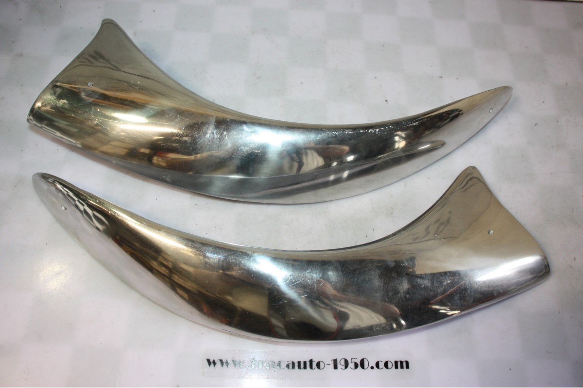 PAIRE D'ENJOLIVEURS D'AILES ARRIERES D/G...CITROEN TRACTION 11CV 15/6