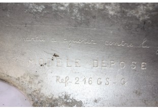 PAIRE D'ENJOLIVEURS ROBRI 216 DES SABOTS D'AILES ARRIERES D/G...CITROEN TRACTION 11CV 15/6