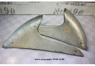 PAIRE D'ENJOLIVEURS ROBRI 223 D'AILES AVANTS D/G...CITROEN TRACTION 11CV 15/6