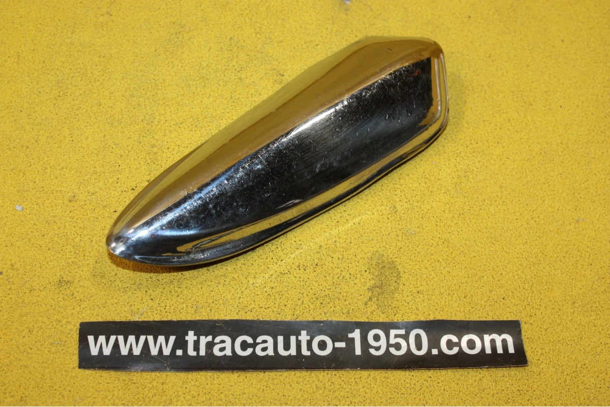 OBTURATEUR DE TROU DE MANIVELLE DE CALANDRE...AUTOS ANCIENNES DIVERS