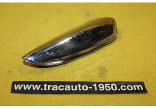 OBTURATEUR DE TROU DE MANIVELLE DE CALANDRE...AUTOS ANCIENNES DIVERS