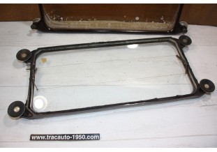 LOT DE 2 ANTIBUEES DE PARE BRISE 6V MARCHAL...AUTOS ANCIENNES