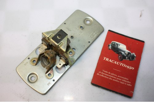 PLATINE DE FEU ARRIERE D/G SESALY R19...UTILITAIRES CAMIONS DIVERS