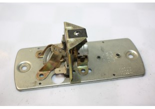 PLATINE DE FEU ARRIERE D/G SESALY R19...UTILITAIRES CAMIONS DIVERS