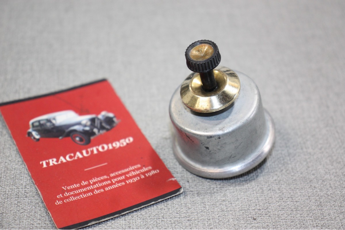 POMPE LAVE GLACE MECANIQUE STOP 2 SORTIES..AUTOS ANCIENNES DIVERS