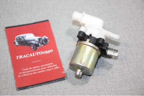 POMPE DE LAVE GLACE ELECTRIQUE 12V ISOLA 1107...AUTOS DIVERS